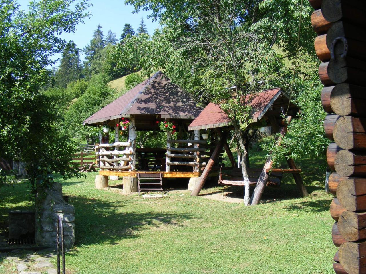 Cabana Dochita Ceahlău Exterior foto